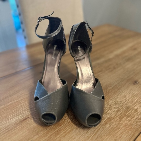 Gray and silver heels glitter heels - Picture 2 of 5
